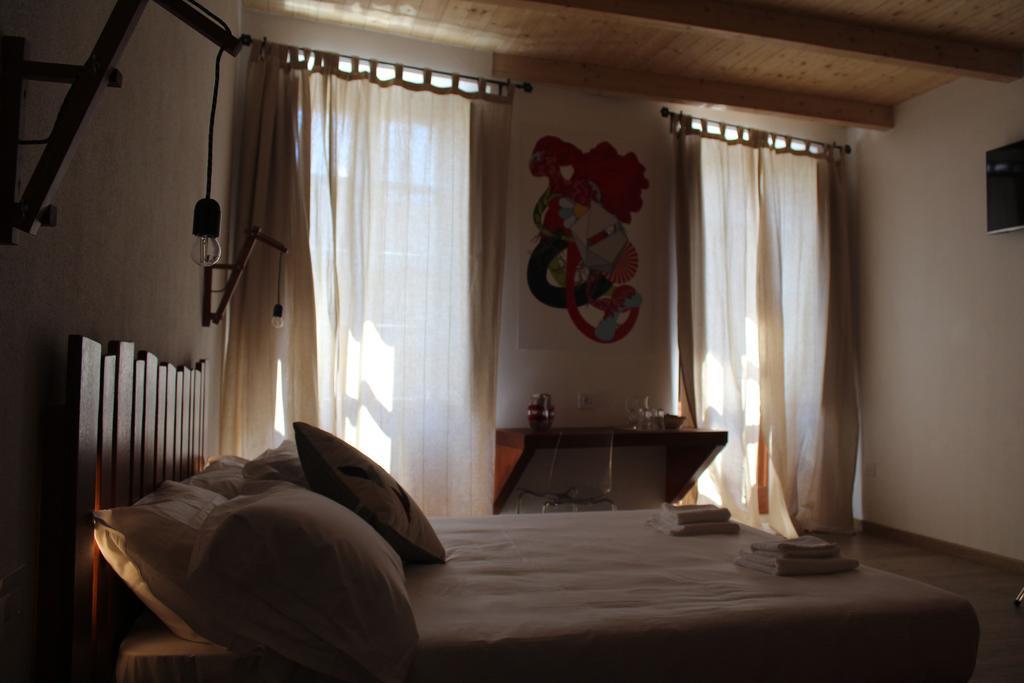 Art Guest House Кальярі Екстер'єр фото