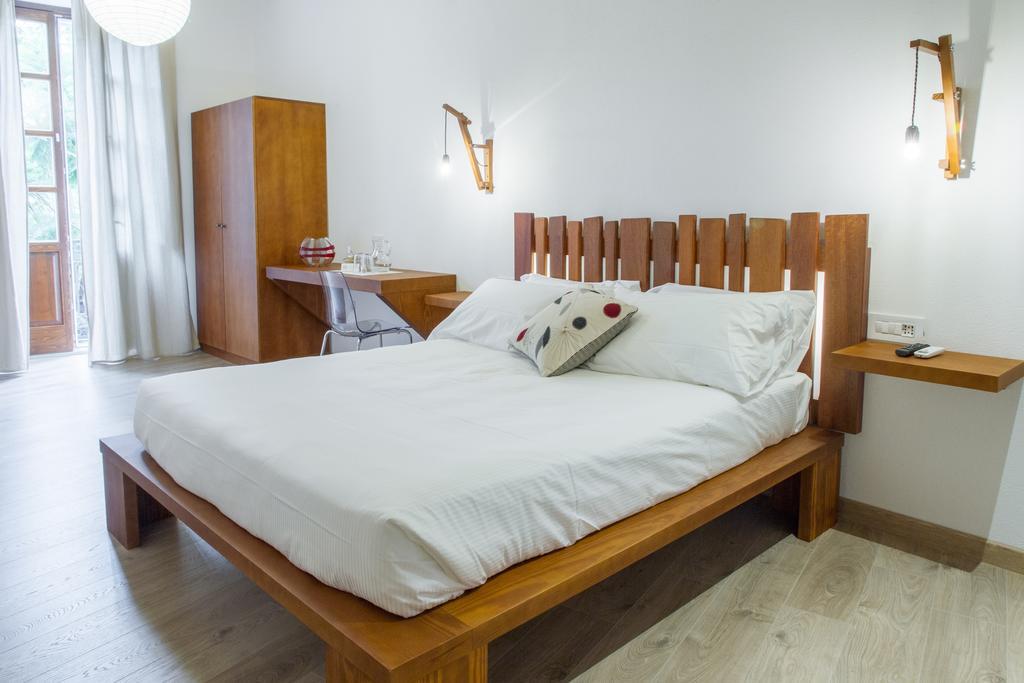 Art Guest House Кальярі Екстер'єр фото