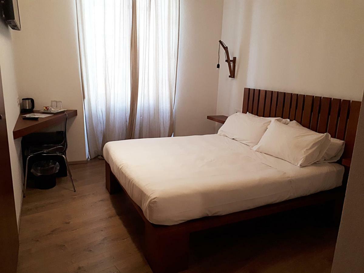 Art Guest House Кальярі Екстер'єр фото